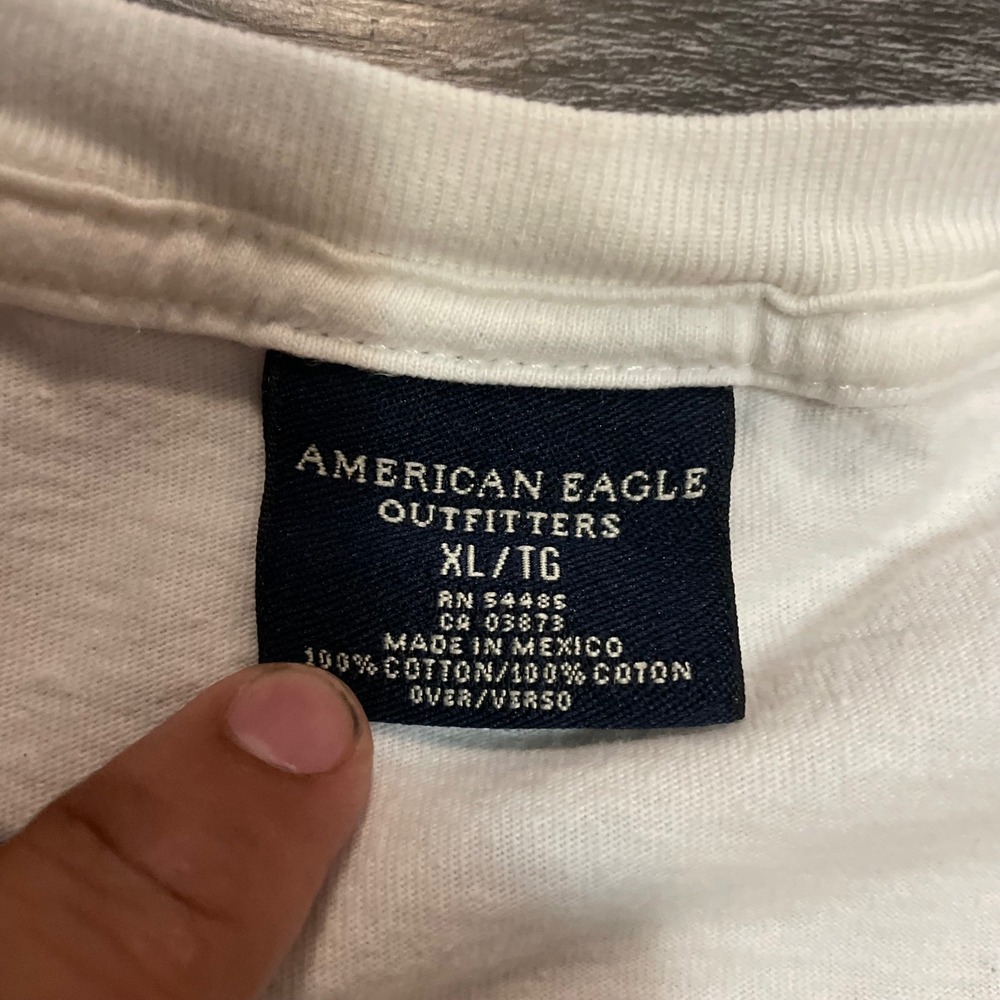American Eagle Juniors Roadside BBQ Stand Graphic T-Shirt White Mens XL y2k - Picture 3 of 6